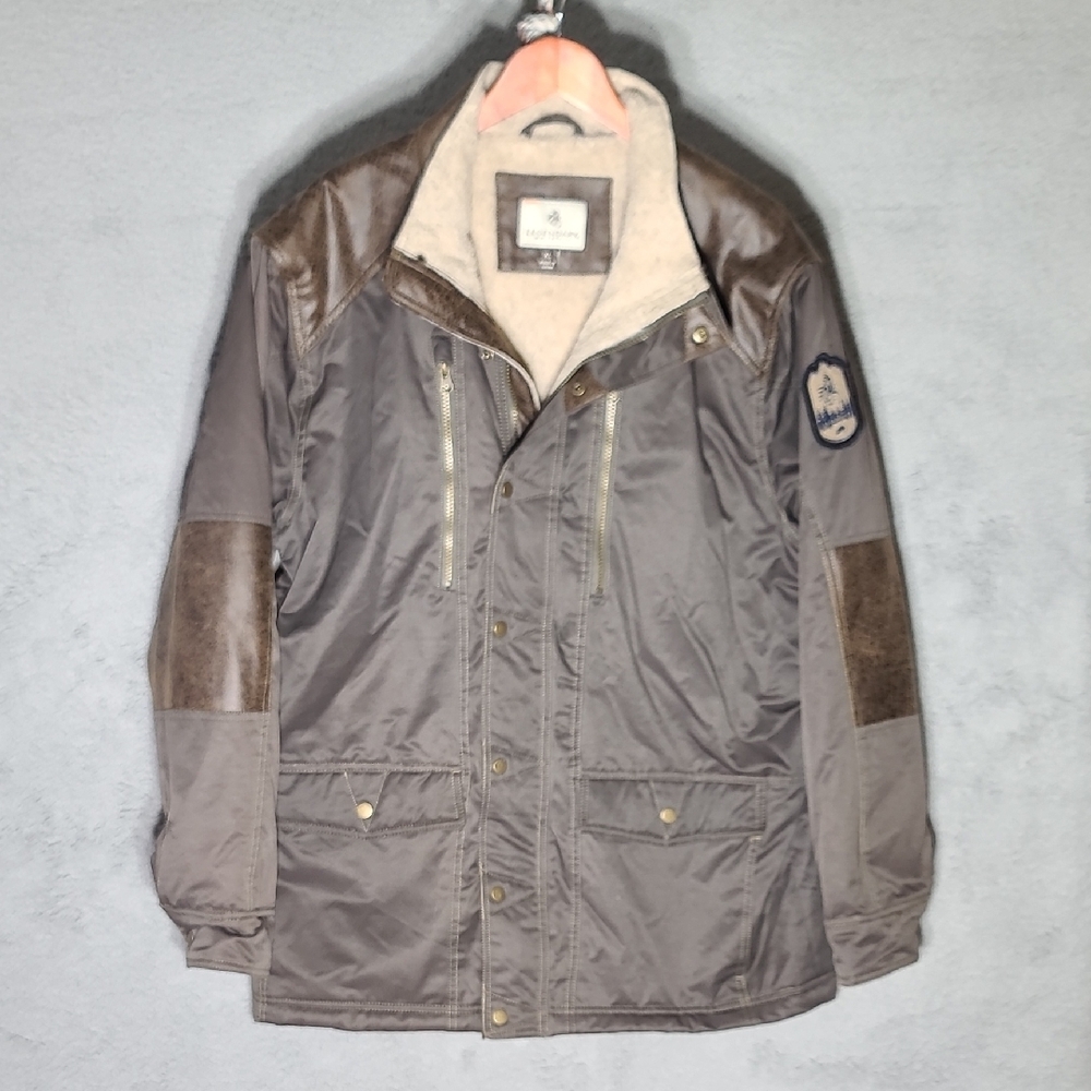 Legendary Whitetails Lodge Berber Lined  Jacket - Picture 2 of 10